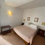 Hotel Triolet 3*