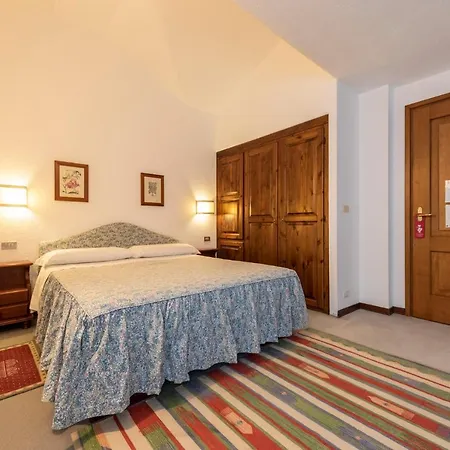 Triolet Hotel 3*