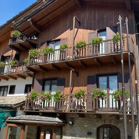 Hotel Triolet 3*