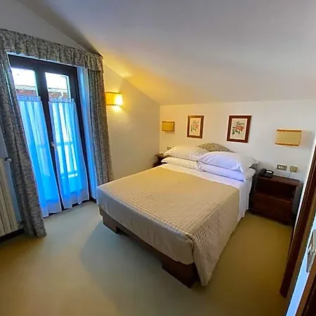 Otel Triolet