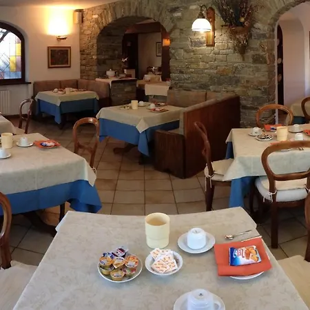 Otel Triolet