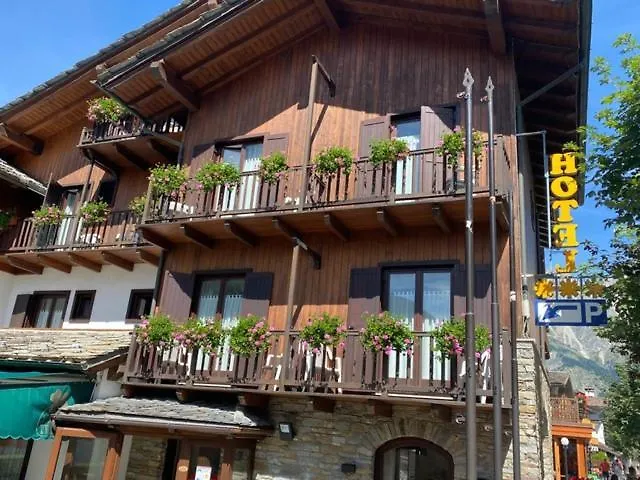 Triolet Courmayeur
