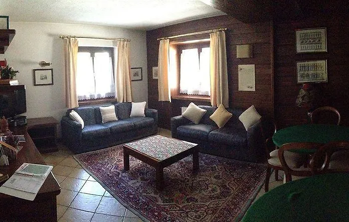 Triolet Ξενοδοχείο Κουρμαγιέρ